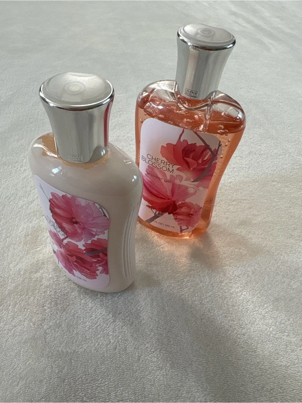 NWT Y2K Bath and Body Works Shampoo and Shower Gel Cherry Blossom Bundle
